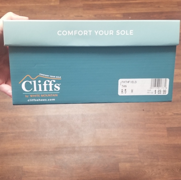 Women's Cliffs Boots - Picture 7 of 9